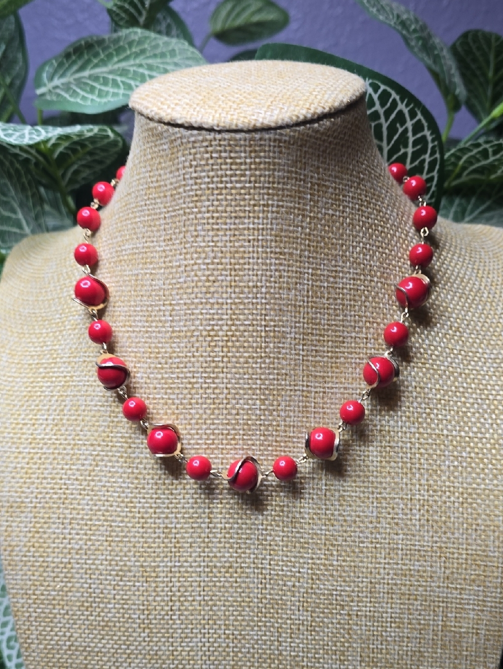 Red Beaded Choker Necklace With Gold Tone Accents, Vtg